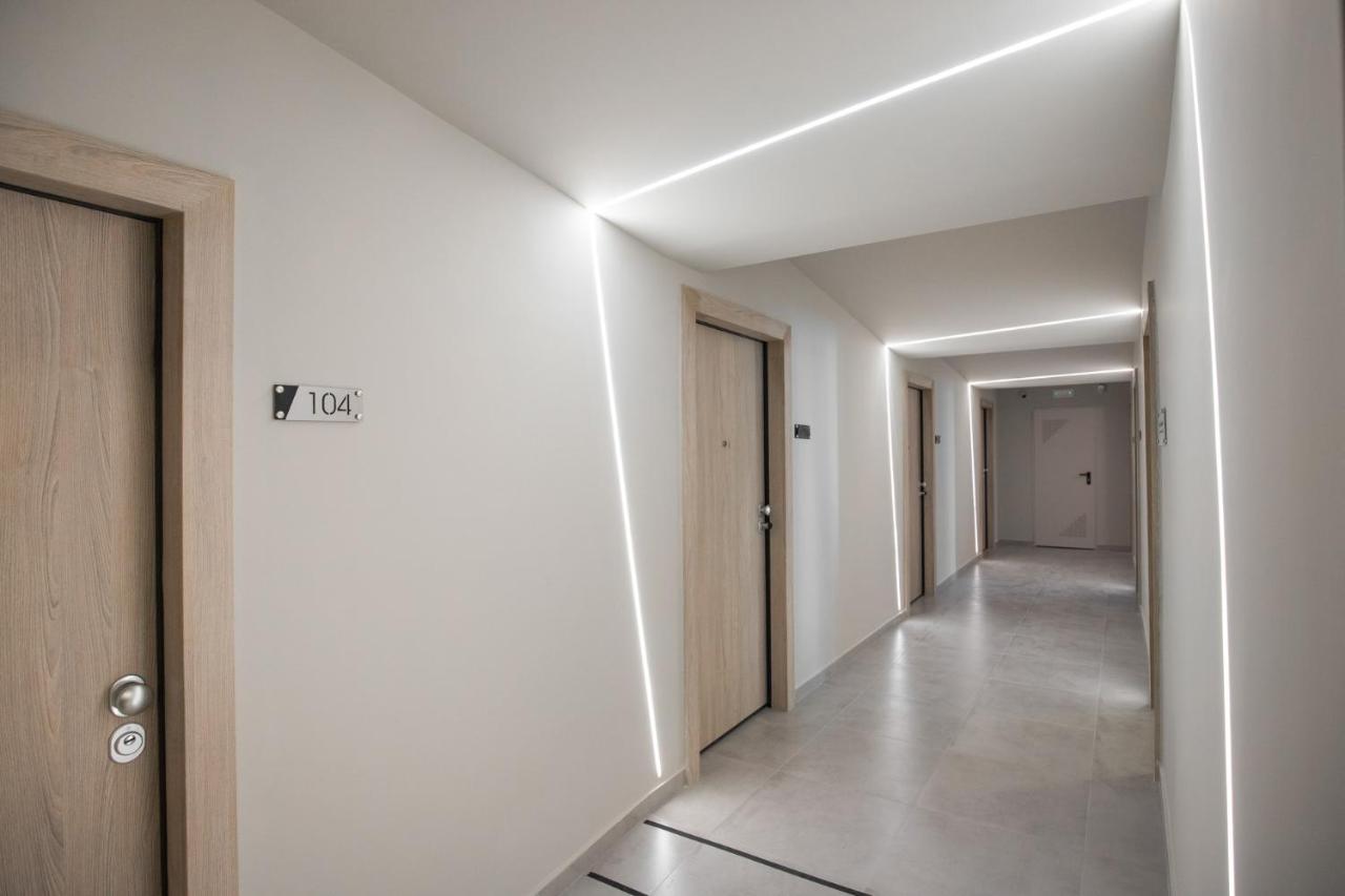 The Square Six Apartment Athens Ngoại thất bức ảnh