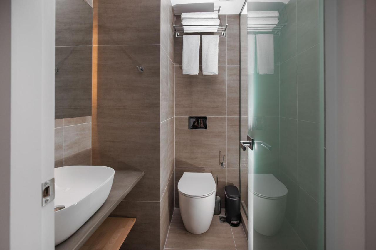 The Square Six Apartment Athens Ngoại thất bức ảnh