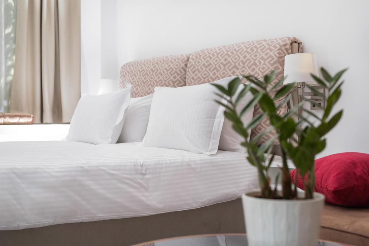 The Square Six Apartment Athens Ngoại thất bức ảnh