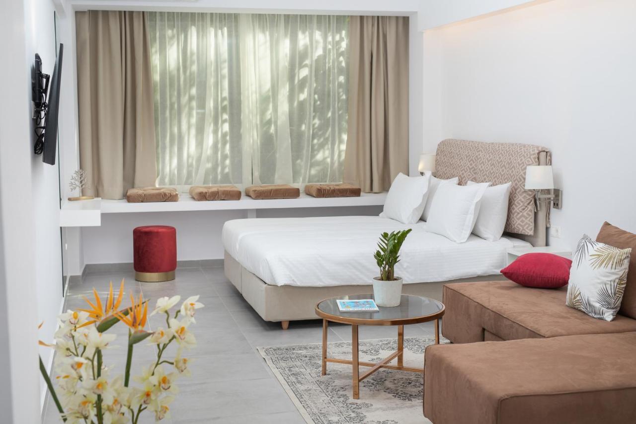 The Square Six Apartment Athens Ngoại thất bức ảnh