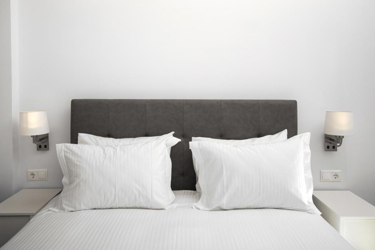 The Square Six Apartment Athens Ngoại thất bức ảnh
